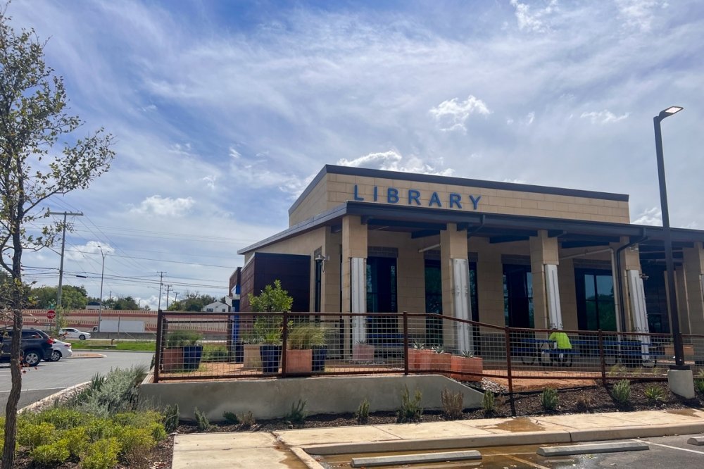 Westside New Braunfels, TX - Westside Library Branch opens to the New Braunfels community | Community  Impact